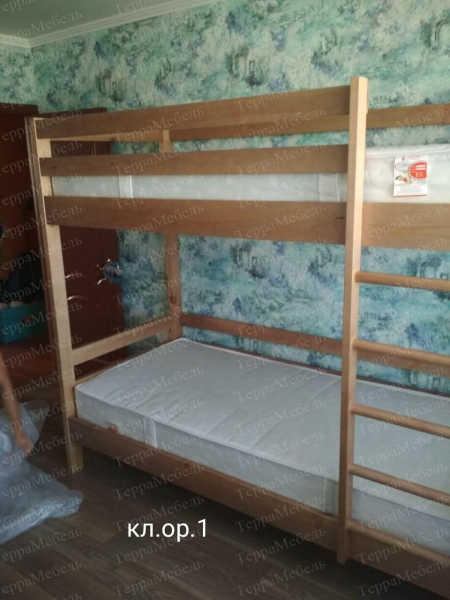 Кровать двухъярусная классика